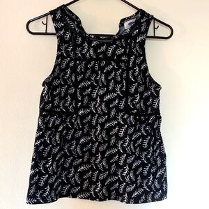 Old Navy XSP Black & White Tank Top